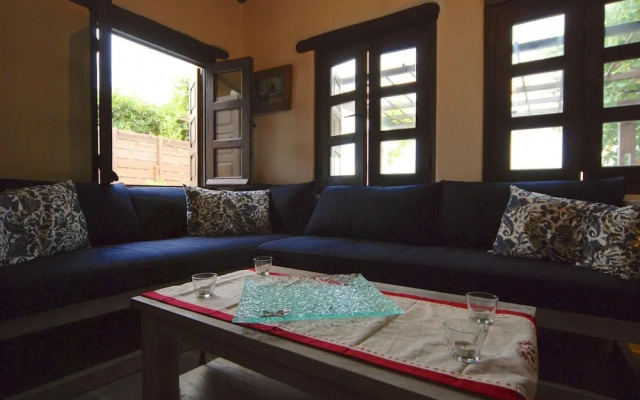 Pelion Homes Stone House 2 Rooms