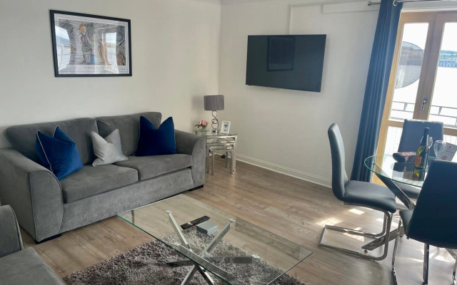 Casa Fresa - City Quay Apartment