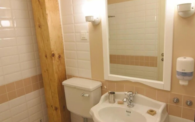 Janez Rooms
