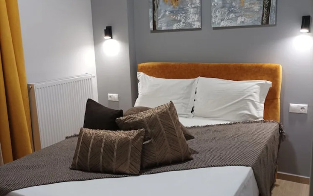 Atelier Deluxe Apt Must