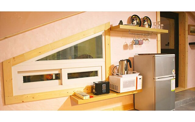 Jejucloudy Field House Pension