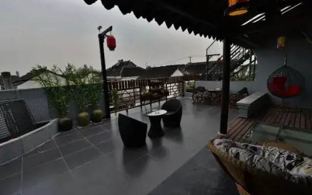 Zhouzhuang Water Moon Pavilion Inn