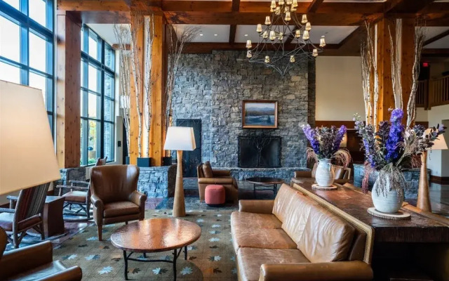 2 BR Lodge at Spruce Peak