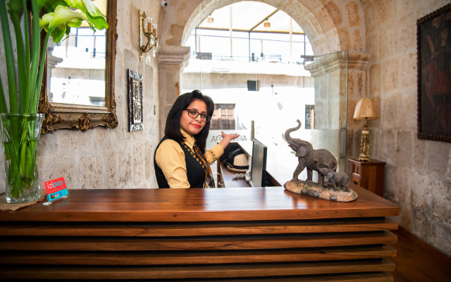Acolpacha Tambo Boutique