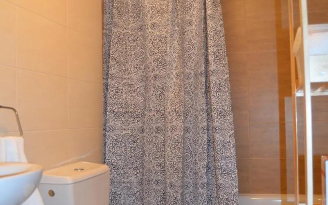 Precioso apartamento con garaje en Ares.