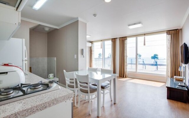 Yeongdeok Ilhwasu Pension