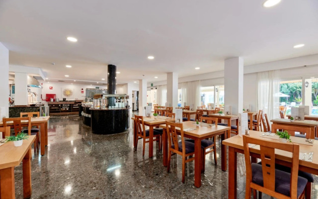Hotel ROC Oberoy