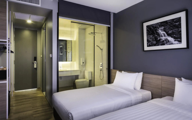 R Photo Hotel