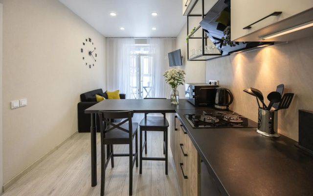 LovelyHome 39 на улице Сержанта Мишина 81 к 4