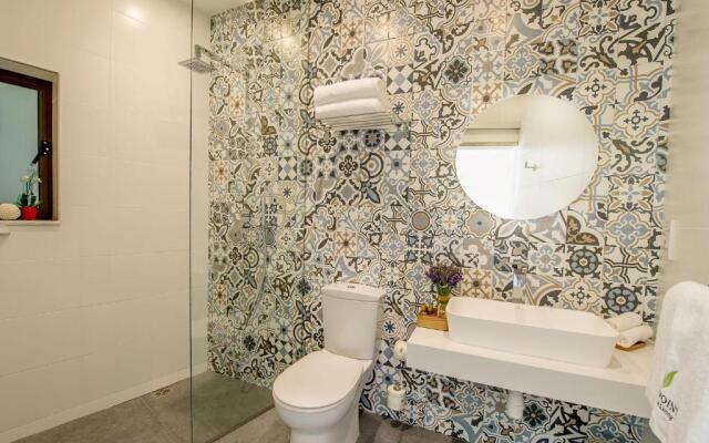 Viewpoint Boutique Living