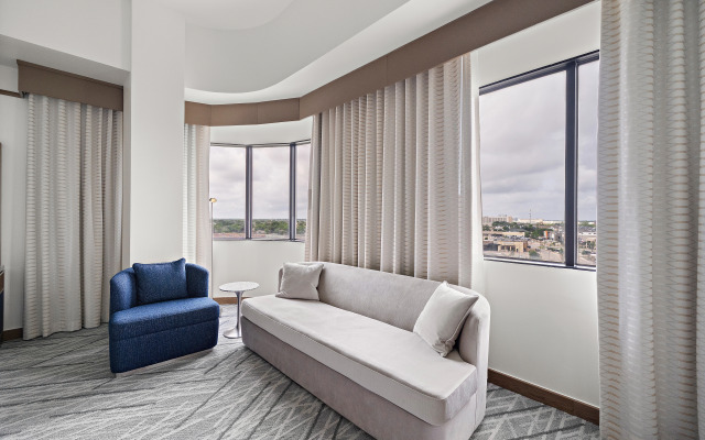 Hilton College Station & Conference Center