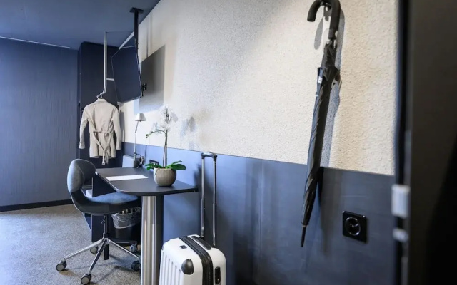 BRIX - Self Check-In Hotel