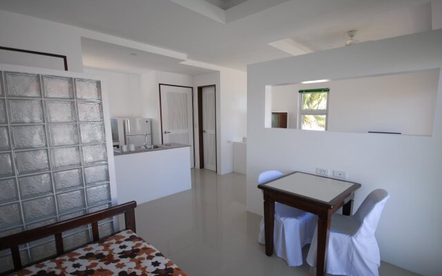 Clubboracay Apartelle