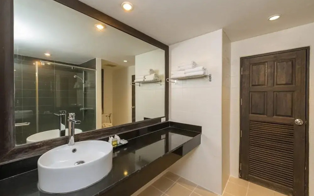 Patong Green Mountain Hotel, Phuket