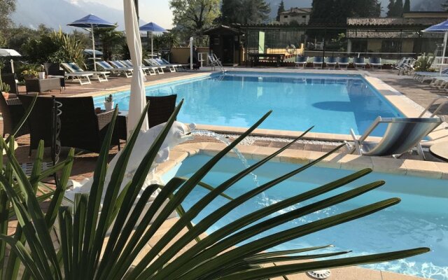 Residenza Le Due Torri Apartments