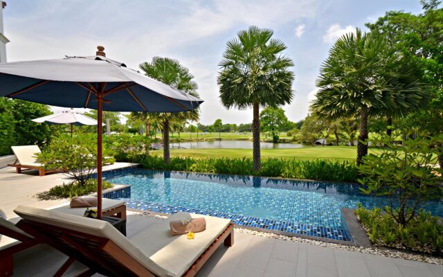 Summit Windmill Golf Suite Hotel @Suvarnabhumi