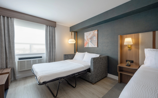 Holiday Inn & Suites Winnipeg Downtown by IHG