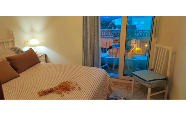 Apartamentos luminosos mirando al mar