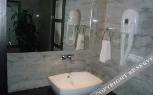 Hotel La Casa Inn