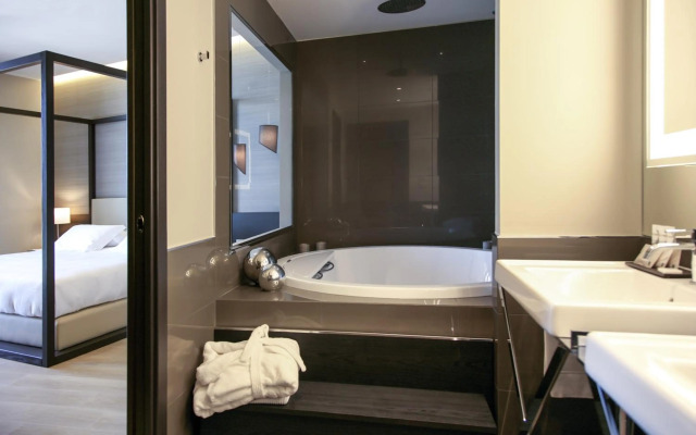 EGO Hotel