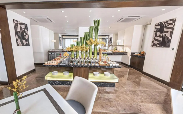 Seda Ayala Center Cebu