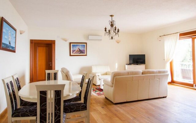 Pietra Mare Apartments