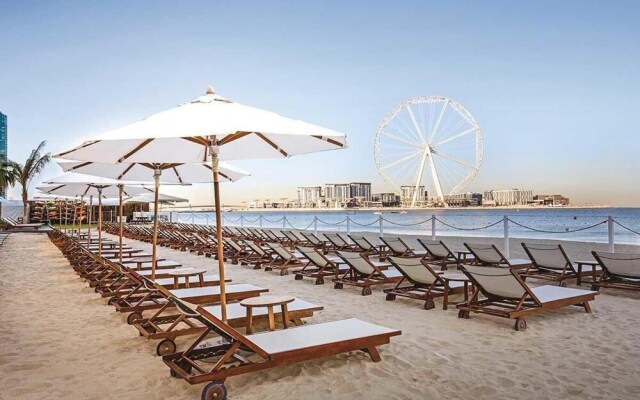 Bombay Backpackers DXB - Adults Only