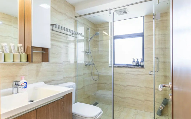 Locals Boutique Apartment Qianshan No5
