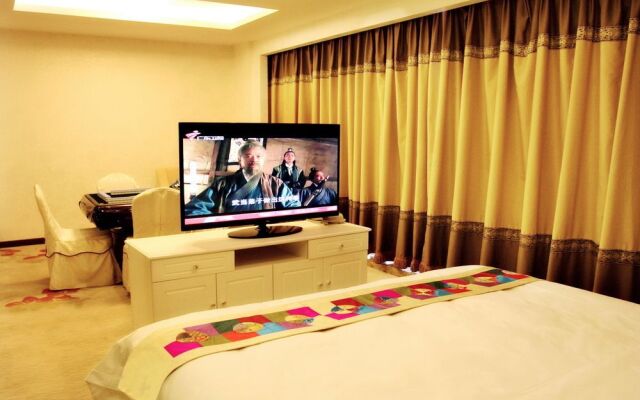 Fuyong Yulong Hotel