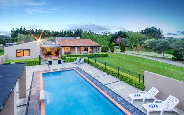 Tora Bay Exclusive Estate