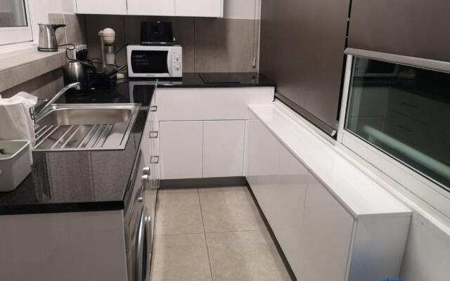 KALIDONIA RESIDENCE Suite Nicosia , Spacious 2 BR suite with office
