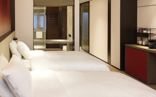 Joya Shanghai Xujiahui Hotel