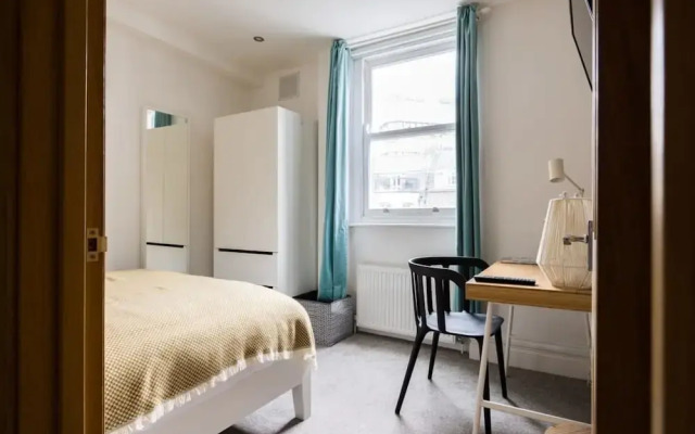 Modern Duplex Near Oxford Street