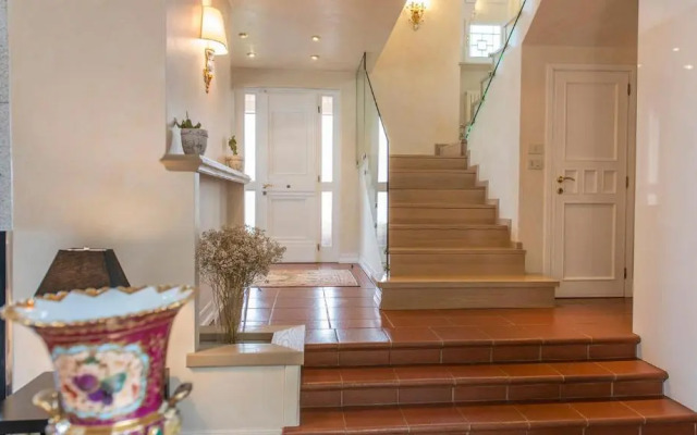 VILLA NINFEO 12&2, Emma Villas