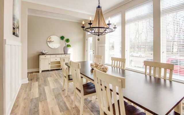 529 The Bayville House