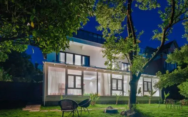 Tengchong Nansu Banshanli Private Tang Hot Spring Homestay