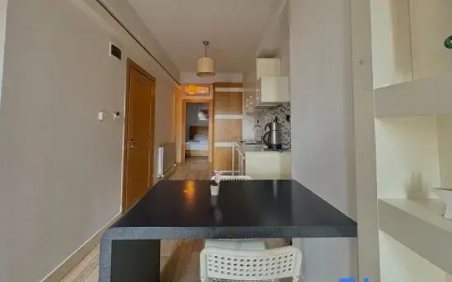 Taksim Square—1BR Deluxe Suite 05