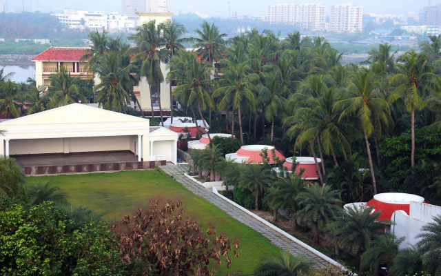 Green Coconut Resort