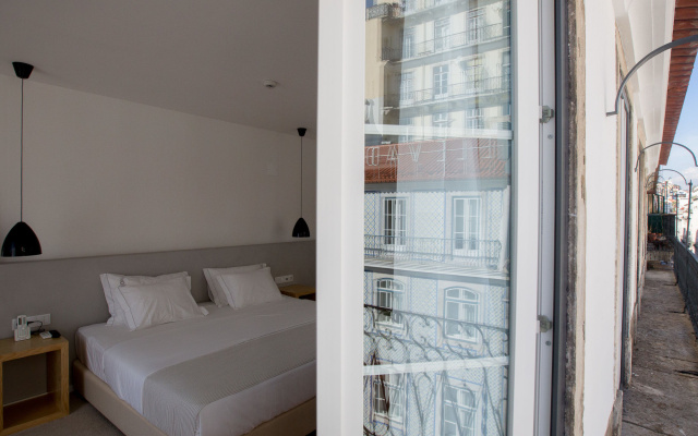 The 8 Downtown Suites