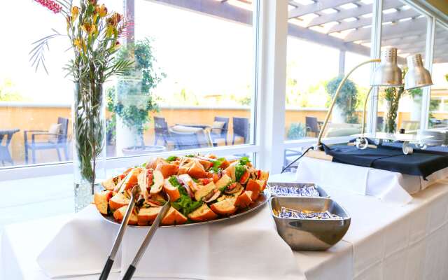 Grand Pacific Palisades