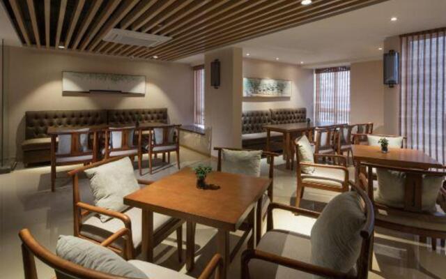 Prolit Dazhou Hotel