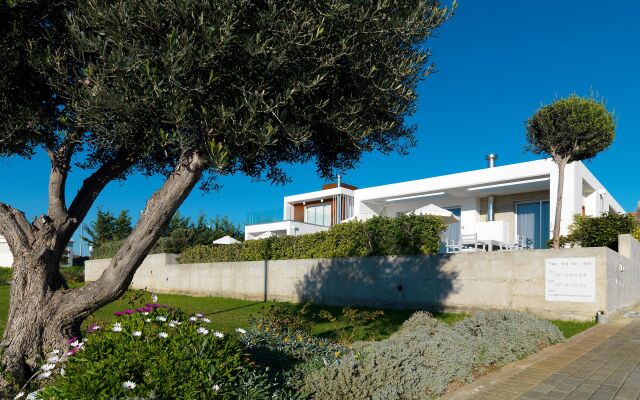 Paradise Cove Beach Villas