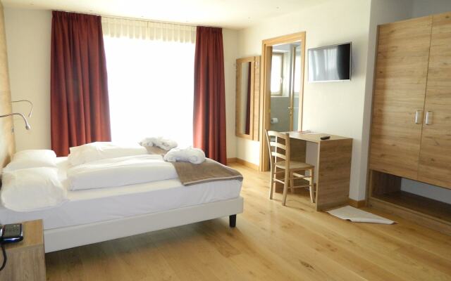 Alba Alpine Hotel