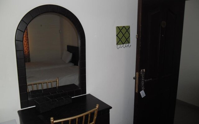 Al Bateel Hotel Apartments