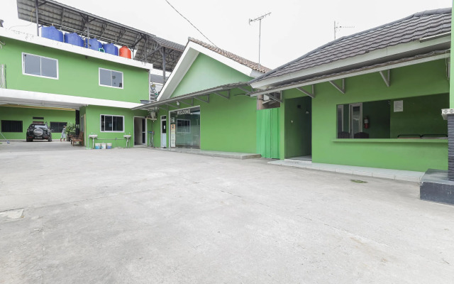 Urbanview Hotel Trans Cilegon