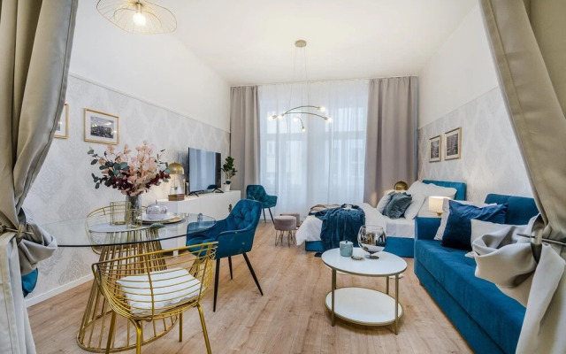 Royal APTs Prague by Michal&Friends