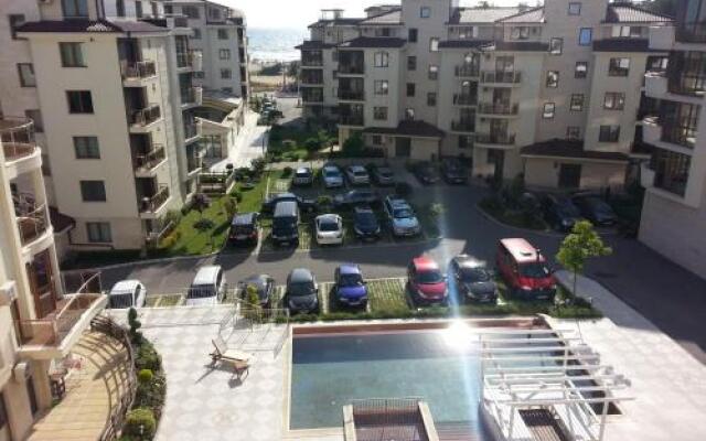 Al Rial Beach Apartments