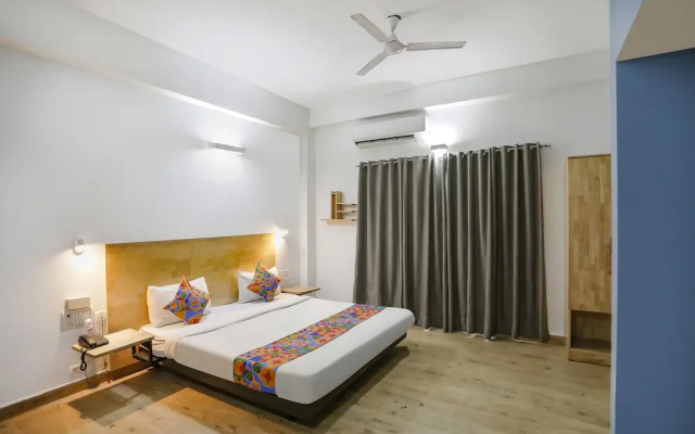 FabHotel F9 Noida Sector 51