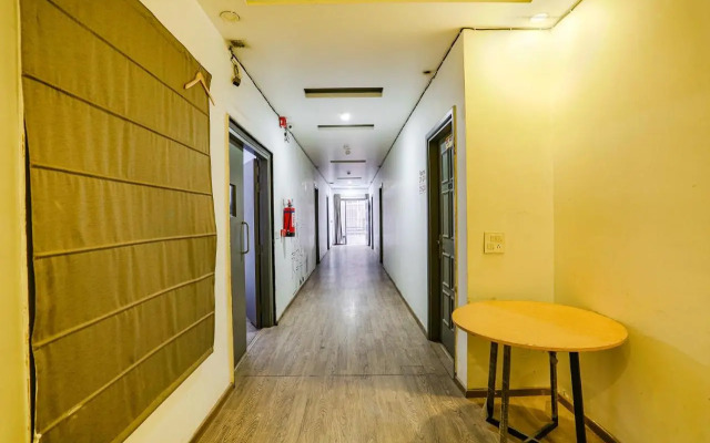 FabHotel F9 Rohini Sector 23