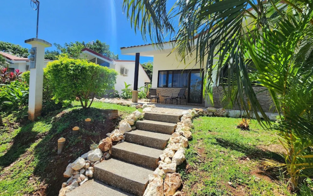 Casa Naranja Jungle Villa